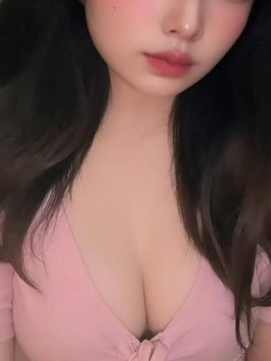 松山エリ