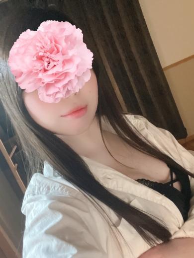麗日れむ
